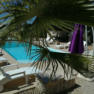  Hébergement de vacances Les De Kevinou